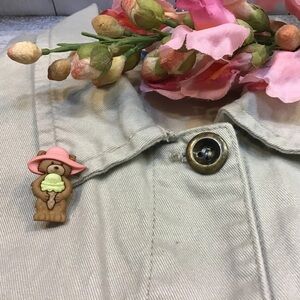 $5.00 Bear Pin